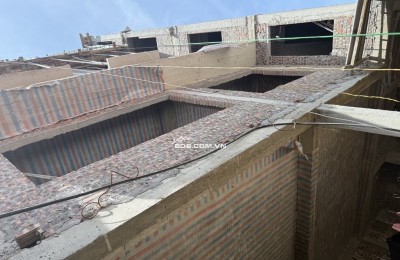 GIÁ SỐC NHÀ MỚI - THANG MÁY - GẦN PHỐ SÀI ĐỒNG - 68.6 m2 X 5 TẦNG – CHƯA ĐẾN 143 TRIỆU/M2  