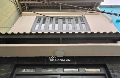 Bán nhà Bình Thạnh, Phan Văn Trị,3 tầng, 30m2, hẻm thông, 4.x tỷ