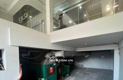 Cho thuê tòa nhà văn phòng, 283 Hùng Vương, Phường 9, Quận 5.