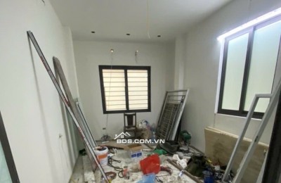 Nhà 5 tầng ngõ Mai Hương đủ công năng - 22/25m2 - 6.75 tỷ