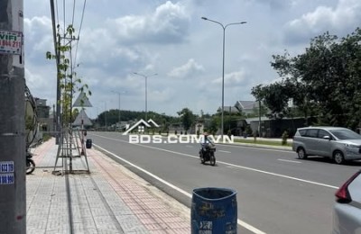 Chủ gửi nhà mặt tiền đường DT746 Tân Thành Bắc Tân Uyên
