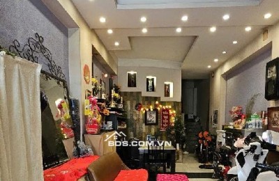 KHU VIP HUỲNH VĂN BÁNH - 4 TẦNG BTCT – Dt 4m*13 - GẦN MẶT TIỀN - CHỈ 8.X TỶ