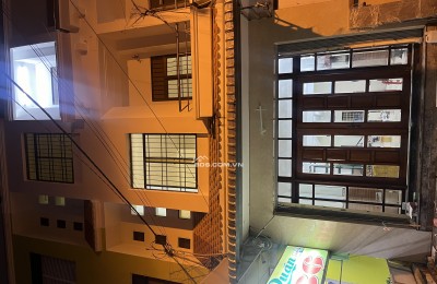 Bán nhà cấp 2 1 trệt 3 lầu diện tích 266m2 khu lấn biển kiên giang
