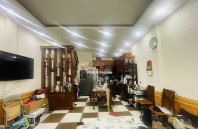 Bán nhà riêng Xuân Thủy, gần ô tô, 40m2 - 4,6M, 10 tỷ