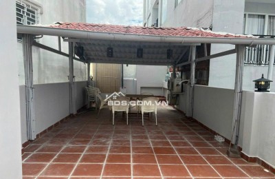 HXH 20m ra Ngã Tư Trương Quốc Dung Nguyễn Văn Trỗi Phú Nhuận Nhà 5Tầng 75m2 Ngang 7m. Chỉ 11tỷ Còn Thương lượng với chính chủ.