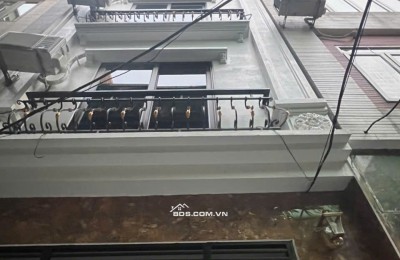 Bán nhà Bắc Từ Liêm, dòng tiền 25 triệu/ tháng, oto cách 30m, chỉ hơn 6 tỷ.