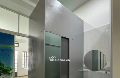 Nguyễn Kiệm Phú Nhuận,2 tang,103m2,giá hơn 5tỷ