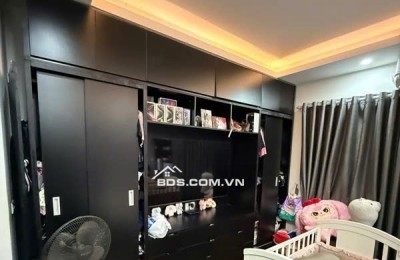 Bán nhà Kim Giang 39 m2 x 5 tầng, 7,25 tỷ, nhà 2 mặt tiền