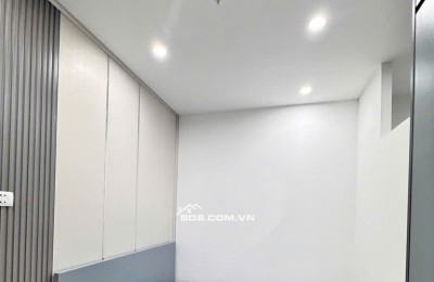 BÁN TẬP THỂ THANH NHÀN – 4 NGỦ – FULL NỘI THẤT – OTO ĐỖ NGÀY ĐÊM – NHỈNH 3 TỶ
