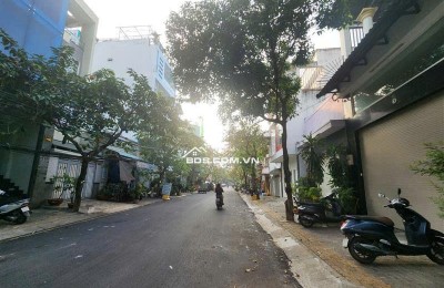 Nhà phố 3 tầng đường 77 Tân Quy, 48.3m², giá chỉ 6.5 tỷ – full nội thất