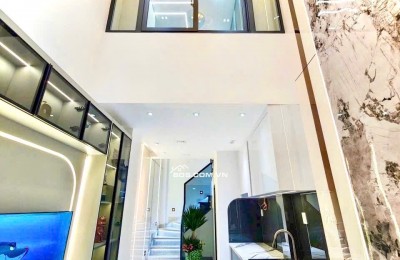 Nhà Quận 3- hẻm xe tải Nguyễn Thiện Thuật- Ngang hơn 3m- 4 tầng Full nội thất: 5 tỷ hơn. 0933910039