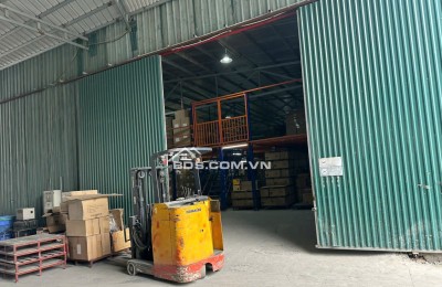 Cho thuê 700m-3500m  kho xưởng tại Cầu Diễn