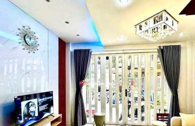 22 Triệu: thuê nguyên căn Quận 1 Nguyễn Trung Ngạn cầu Ba Son- 3 tầng 3 phòng ngủ 3wc Full nội thất