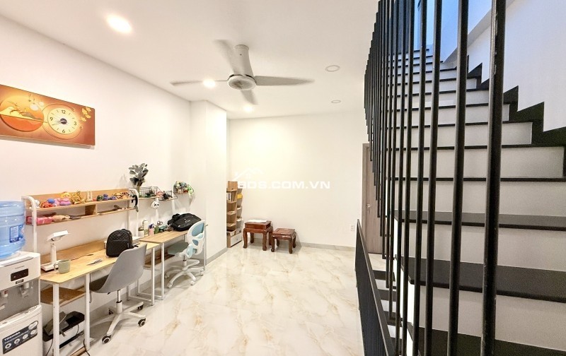 CHỈ 7 TỶ, NHÀ HXH – TAM PHÚ – 4 TẦNG – 3PN – SÁT TÔ NGỌC VÂN