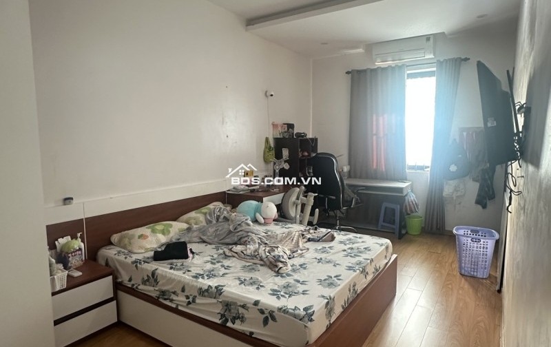 Bán nhà Trần Nhân Tông – 110m², 4 tầng, lô góc 2 mặt tiền, có thang máy – Giá chỉ 19.5 tỷ