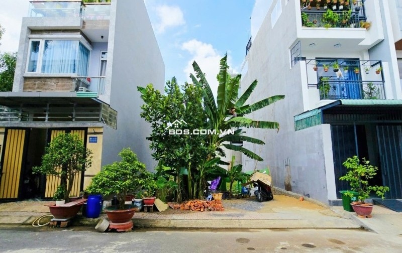 Bán đất thổ cư Đường Long Thuận, Phường Long Phước, TP HCM, DT 59m2, 4 x14.7m, SHR, 3.35 tỷ.