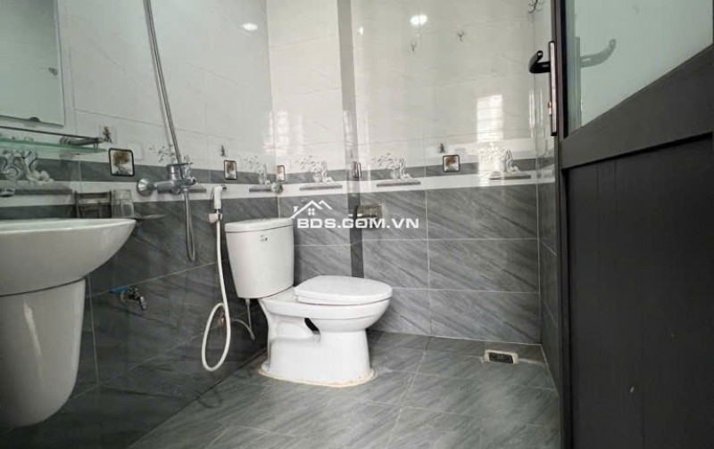 Bán nhà lô góc 3 mặt thoáng – Phan Đình Giót, La Khê – Hà Đông | 33m² – 5 tầng – Full nội thất – Ô tô lùi cửa | Giá hơn 10,5 tỷ
