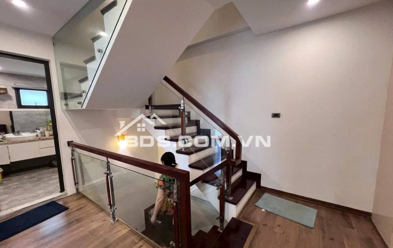 Nhà Đẹp Ô TÔ Vào Nhà Trần Quang Diệu 48/67m, 7 tầng, mt 6m, giá 33.5 tỷ.