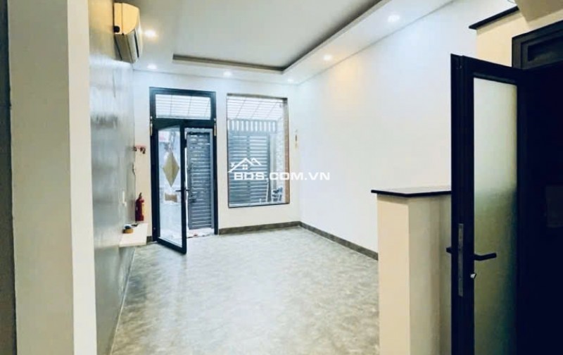 Nhà bán đường Tôn Thất Thuyết Quận 4 RỘNG ĐẸP 50m2 TẶNG NGAY gói thi công 1,8 TỶ
