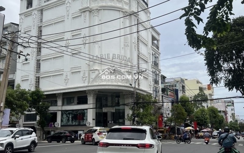 TÒA NHÀ 9 TẦNG LÔ GÓC – DÒNG TIỀN 300 TRIỆU/THÁNG – NGAY CHỢ TÂN MỸ – Q7