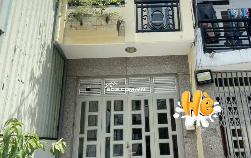  Nhà nhỏ đẹp - giá xinh xinh- Hẻm xe hơi - Gần chợ - Khu dân cư sầm uất.
