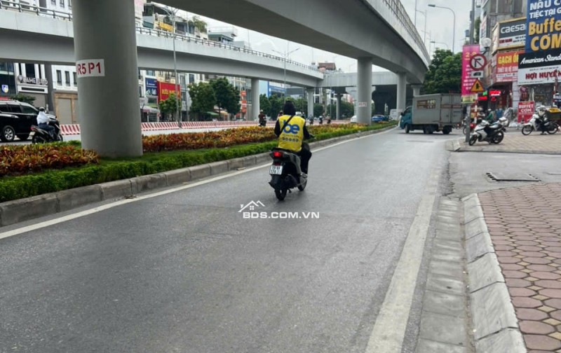 Bán Nhà Trường Chinh, Thanh Xuân - Gần Phố - Ở Ngay -Thang Máy - 41m, 6 Tầng.