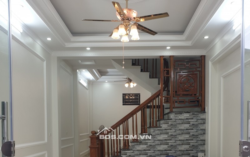BÁN NHÀ ĐẸP 2.75 TỶ 3 TẦNG 48M2 Ô TÔ ĐỖ CỬA NGÕ ĐƯỜNG THANH BÌNH