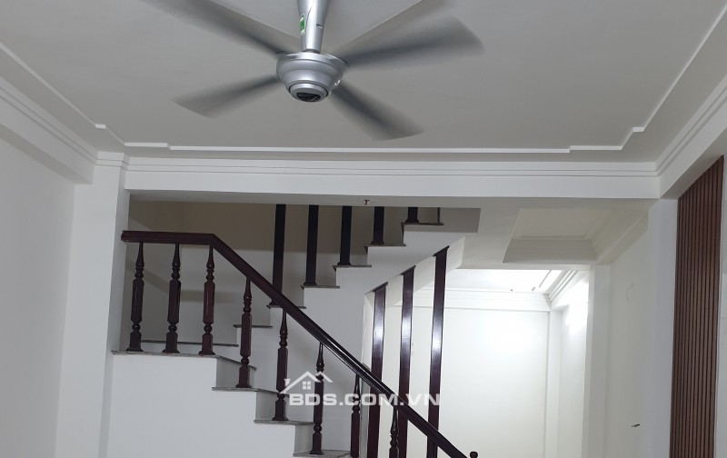 BÁN NHÀ ĐẸP 1.62 TỶ 2.5 TẦNG 41M2 ( TÂY BẮC ) NGÕ TRẦN HUY LIỆU