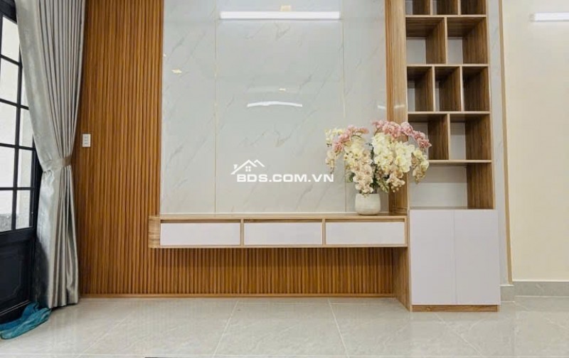 Bán nhà giá tốt nội thất đẹp DT: 69 Nguyễn Văn Đậu, P.6, Q. Bình Thạnh giá: 9,3  tỉ