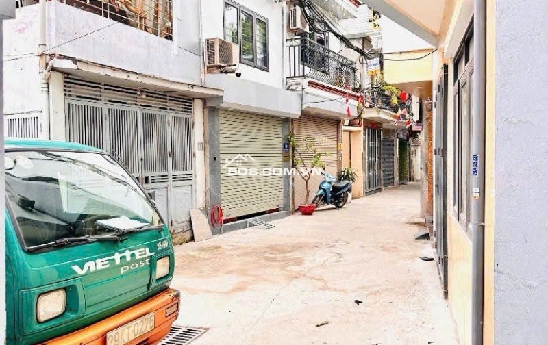NHÀ ĐẸP LĨNH NAM – 30M² – GẦN PHỐ – CHỈ 5 TỶ -  SỔ ĐỎ SANG TÊN NGAY