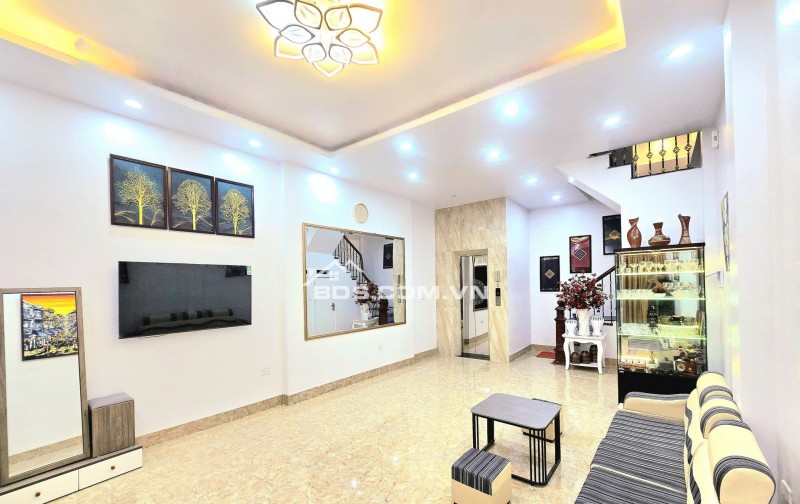 Nhà Láng Hạ - Phân Lô 6T Thang Máy - Oto 5 Tạ Qua Nhà - Ngõ Thông KD
