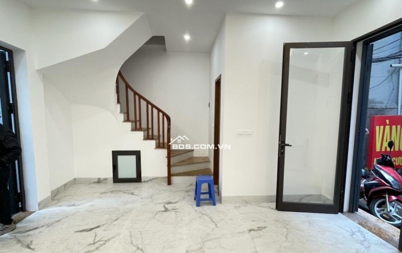 Nhà Láng Hạ - Phân Lô 2 Thoáng - 1 Nhà Ra Phố - Ngõ Thông KD