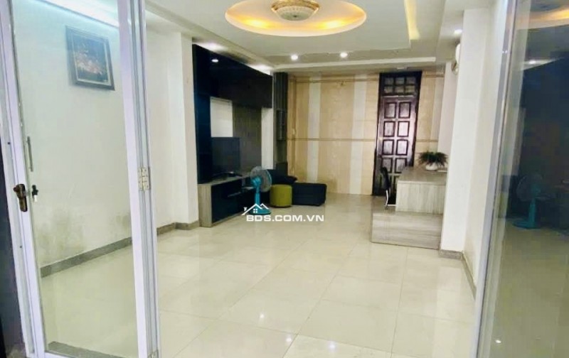 Bán nhà MT Ngô Quyền 78 m² 3 tầng kiên cố , vị trí kinh doanh sầm uất giữa cầu Rồng và cầu Trần Thị Lý.