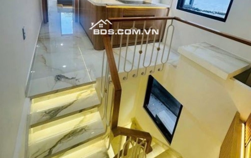 BÁN NHÀ 2 MẶT TIỀN đường Hoà Hưng Quận 10