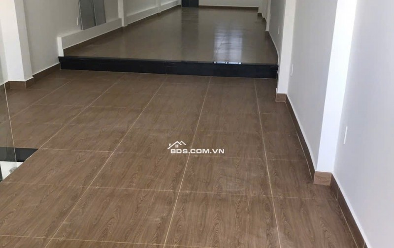 Bán nhà 1 lầu 387/2 đường Nguyễn Trãi, P. Nguyễn Cư Trinh, Q1