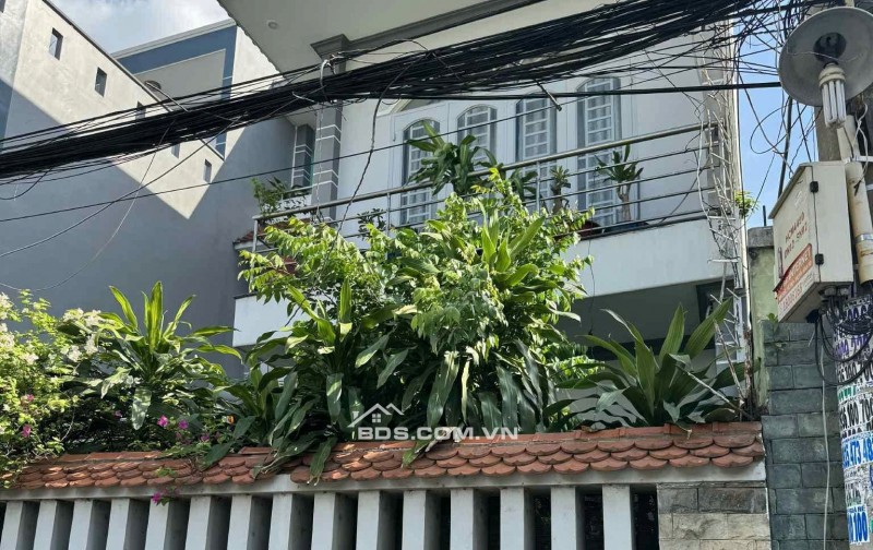 Biệt thự phố 8x17m 3tầng 6PN hẻm xe hơi Trưng Vương 3, Hóc Môn