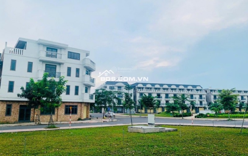 Cần Bán Nhanh Nhà Thô 1 Trệt 3 Lầu Vị Trí Đẹp Tại KDC Bửu Long 3, Thành phố Biên Hoà, Đồng Nai