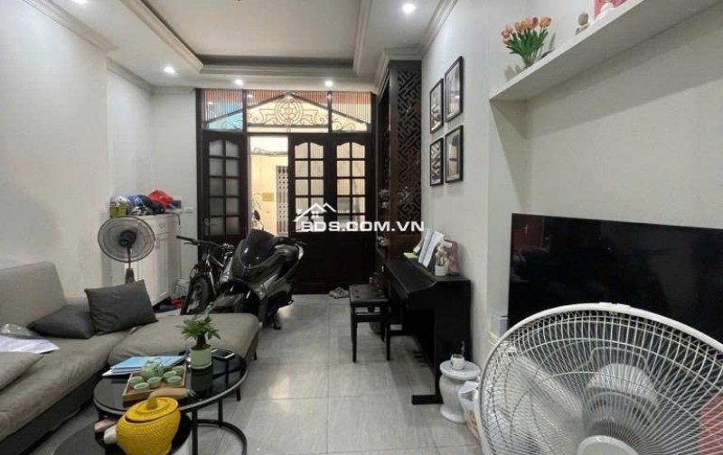 Bán Nhà Phân Lô - Trung Tâm Quận Thanh Xuân - Oto - Kinh Doanh - 42m, 4 Tầng.