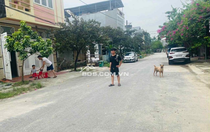 LÔ ĐẤT HOA HẬU MBQH691, TẠI PHỐ 1, PHƯỜNG QUẢNG HƯNG, TP. THANH HÓA