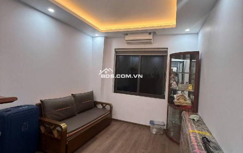 HOT – TẬP THỂ BẠCH MAI – NHÀ ĐẸP Ở NGAY – GẦN PHỐ LỚN – FULL TIỆN ÍCH