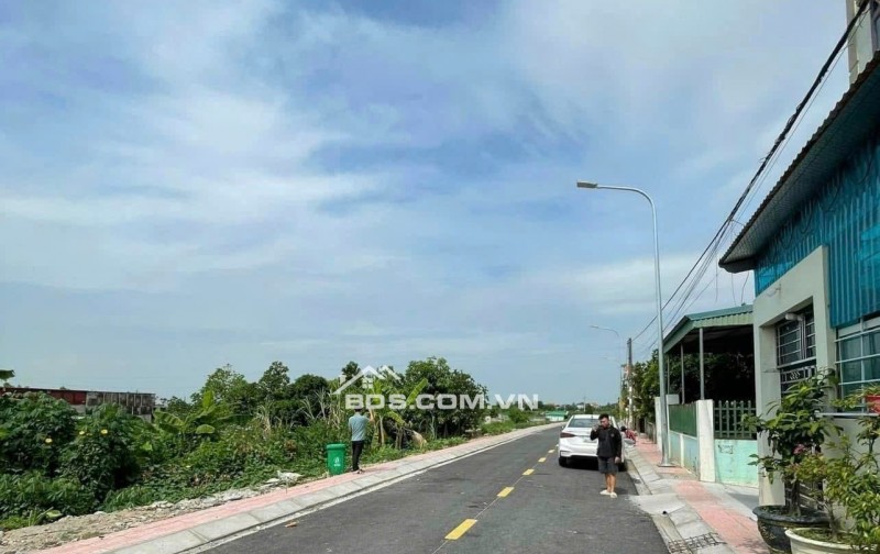 11 triệu/m2 185m2 Cao Tiến Đại Hà Kiến Thụy Zalo 0567222555