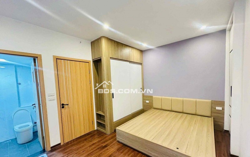 CHỈ HƠN 5 TỶ – NHÀ SÁT VÁCH BÁCH – KINH – XÂY -  LÊ THANH NGHỊ – HIẾM CÓ KHÓ TÌM – KHÁCH PHẢI THẬT NHANH!
