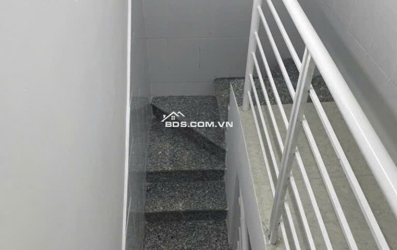 bán nhà phố quận go vap - phuong 12 - đường Phan Huy ích