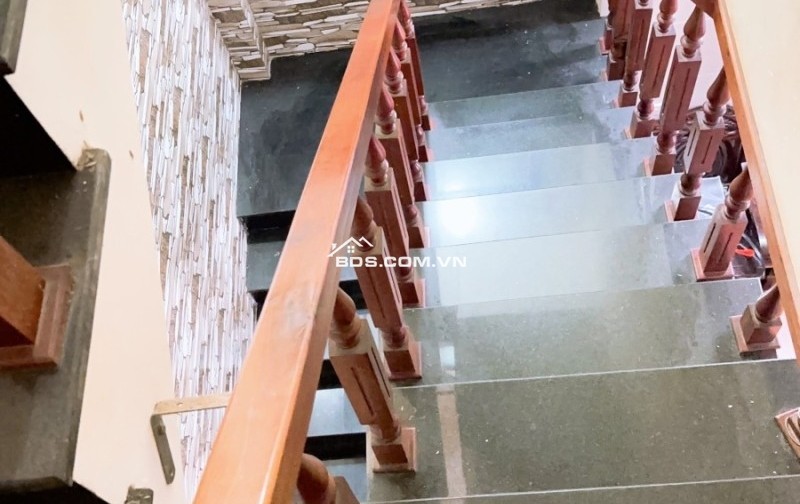 Bán nhà phố Lương Thế Vinh – 3 tầng, 158.8m², vị trí trung tâm, kinh doanh tốt – giá 10.xx tỷ