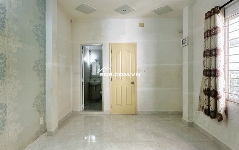 CHỈ 6 TỶ NHỈNH CHÚT, CÓ NGAY NHÀ 40M2 - 4 TẦNG, TẠI ĐƯỜNG NGUYỄN ĐÌNH CHIỂU - QUẬN 3.