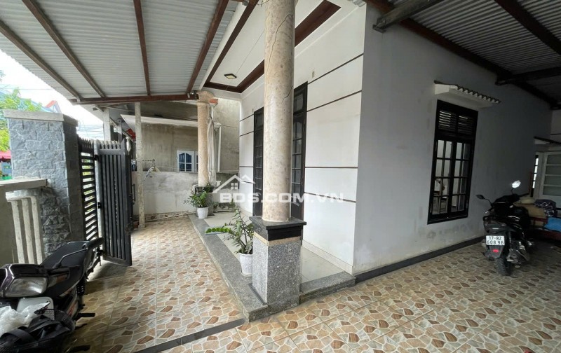 MẶT TIỀN HỘI AN – OTO SÁT BIỂN – 146.3m² – GIÁ CHỈ 4.xx TỶ  Thiết kế 2 mặt tiền Vàng:  Mặt trước là đường lớn Phù Đổng Thiên Vương,