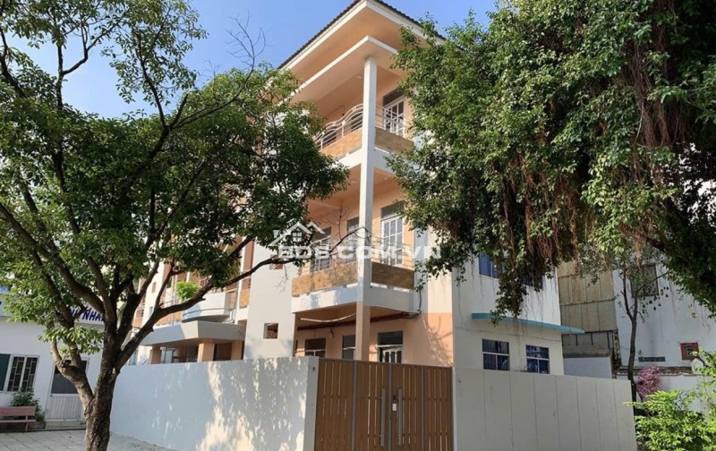 Bán nhà biệt thự lớn Giá Trị Cao ngay đường Trường Chinh Tân Bình