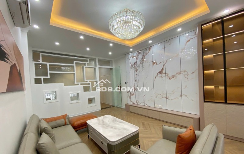 Nhà Nguyễn Khang - Phân Lô Oto Tránh - 2 Nhà Ra Phố - Ngõ Thông Kinh Doanh