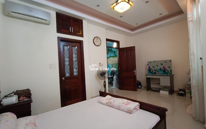 CỨ NGỠ LÀ TRONG MƠ - LUNG LINH TUYỆT ĐẸP, P10 TÂN BÌNH, 3 TẦNG, 4 PHÒNG NGỦ - NHỈNH NHẸ 8 TỶ.