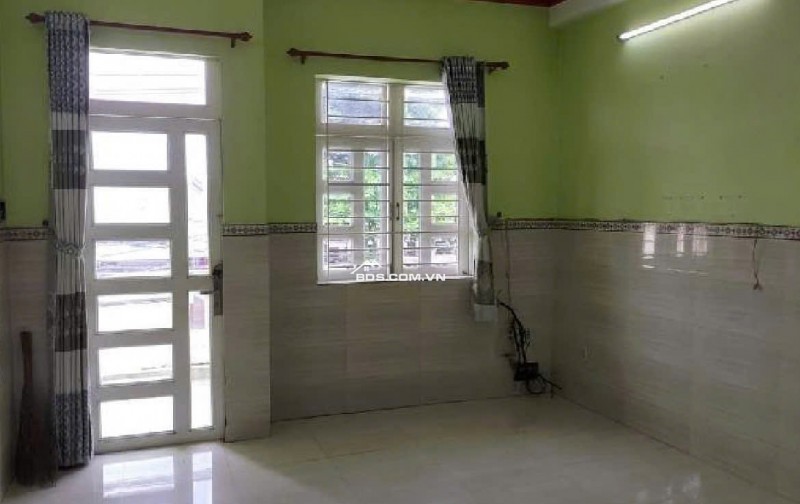 Bán nhà khu vực tiện ích hẻm Lê Thúc Hoạch